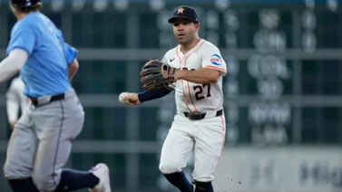 MLB: José Altuve enfrenta un pequeño slump y pierde terreno en esta estadística (+Video)