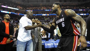 ¿Michael Jordan o LeBron James? Leyenda del baloncesto dominicano lo tiene claro 