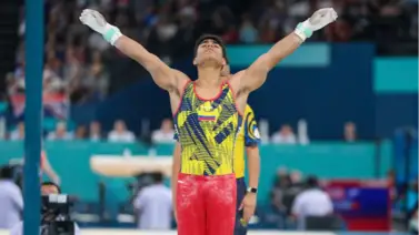 Juegos Olímpicos: Ángel Barajas le da histórica medalla de plata a Colombia en gimnasia Juegos Olímpicos: Ángel Barajas le da histórica medalla de plata a Colombia en gimnasia