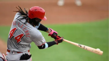 MLB: Elly De La Cruz rompe el cero en LoanDeport Park (+Video) 