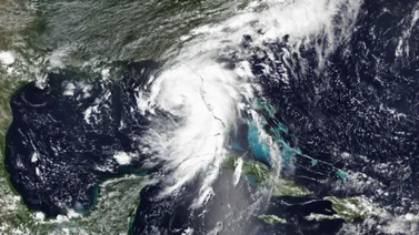 Huracán Debby deja muertos y devastación en Florida