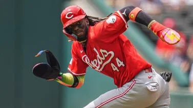 MLB: Así fue como Elly De La Cruz se robó impunemente su almohadilla 58 (+Video)