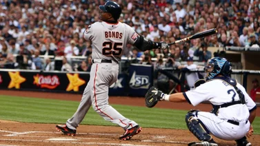 MLB: Barry Bonds un día como hoy conecta el jonrón de su carrera (+Video)