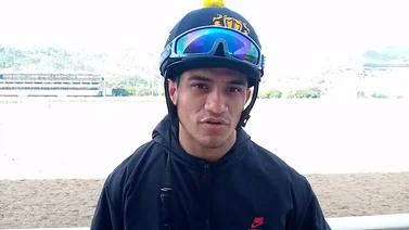 Kelvin Aray confiado en ir al paddock de ganadores el domingo con esta yegua (+Video)