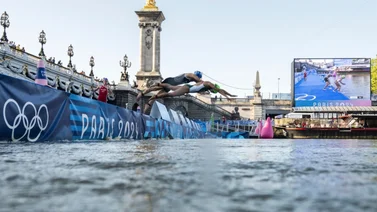 Triatleta belga descartó que su infección se produjera tras nadar en el río Sena