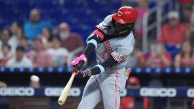 MLB: Elly De La Cruz sigue muy de cerca la proyección de Ronald Acuña Jr