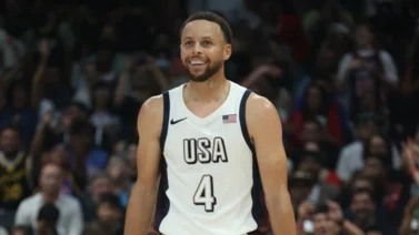 Juegos Olímpicos: Stephen Curry supera su marca histórica de anotación en el primer cuarto ante Serbia