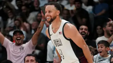 Juegos Olímpicos: Stephen Curry estalla ante Serbia y clasifica al Dream Team a la gran final ante Francia Juegos Olímpicos: Stephen Curry estalla ante Serbia y clasifica al Dream Team a la gran final ante Francia