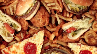 Alimentos que no sabías que pueden aumentar tus probabilidades de padecer cáncer