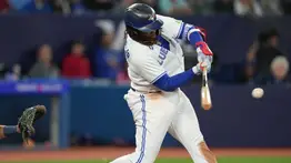MLB: Vladimir Guerrero Jr. sigue escribiendo su historia en los libros de los Azulejos de Toronto (+Video)