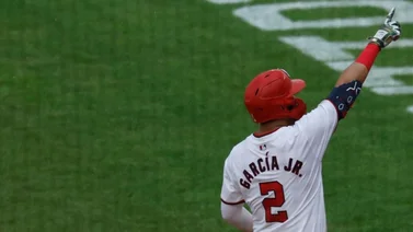 MLB: Luis García Jr. sonó bambinazo de tres carreras ante los Gigantes (+Video)