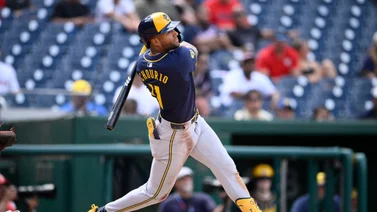 MLB: Jackson Chourio hace historia en Milwaukee y supera a Hank Aaron (+Video)