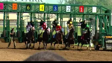 Jockey venezolano con el batacazo del jueves en este hipódromo de Estados Unidos Jockey venezolano con el batacazo del jueves en este hipódromo de Estados Unidos