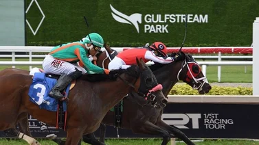 Sonny León con el batacazo del viernes en Gulfstream Park