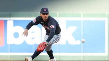 MLB: Andrés Giménez se luce con esta jugada defensiva ante los Twins (+Video)