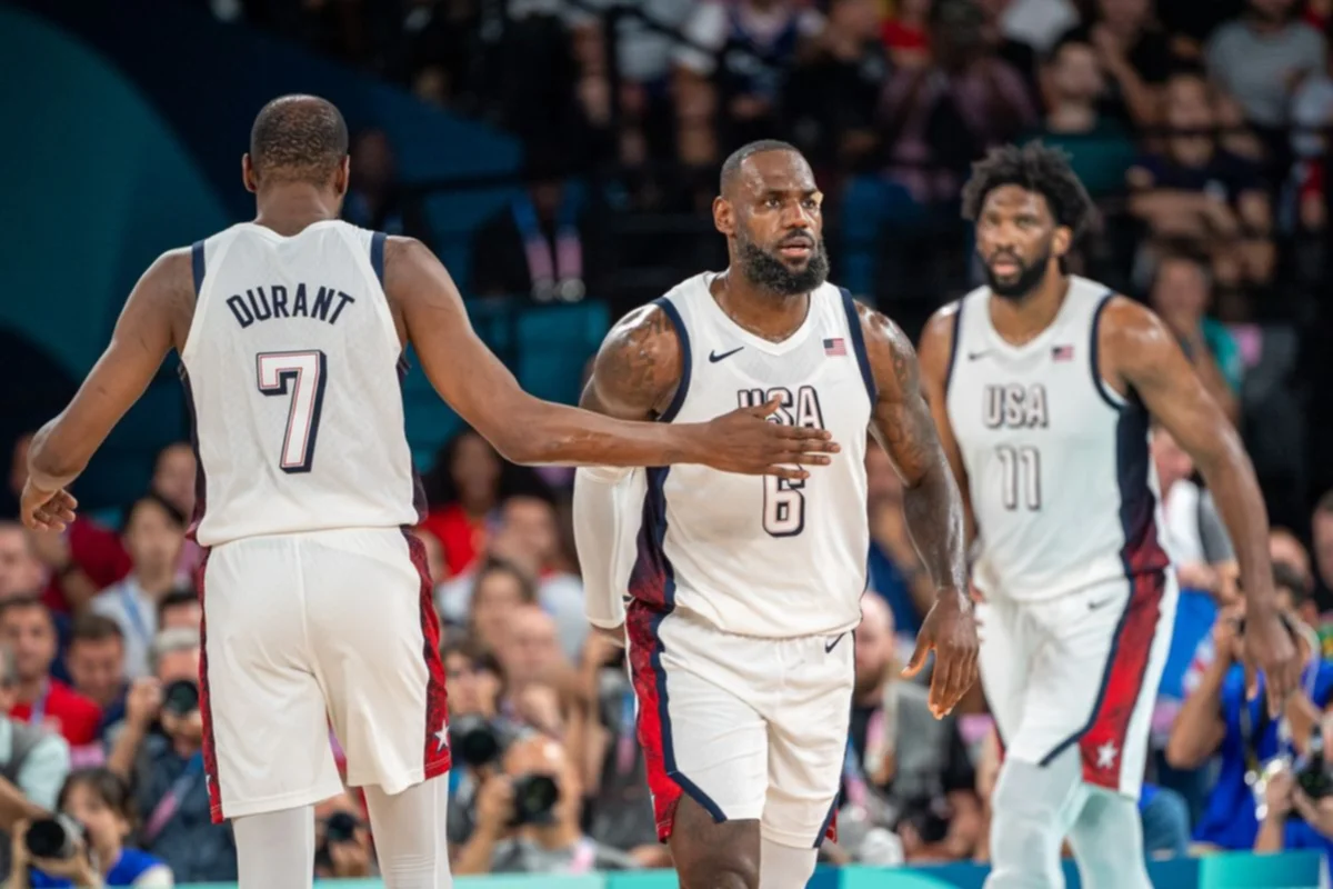 LeBron James, Kevin Durant y Joel Embiid/ Foto: Olympics   