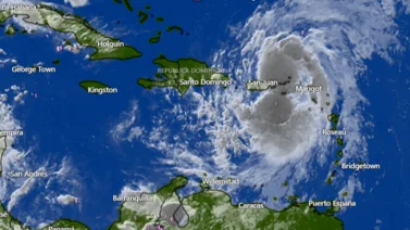 ¡Alerta! Ernesto se convierte en huracán categoría 1 al norte de Puerto Rico