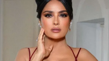 ¡Susto! Salma Hayek sufre accidente durante sus vacaciones en Ibiza 