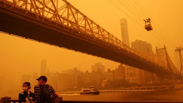 Humo proveniente de incendios en Canadá afecta la calidad del aire en Nueva York