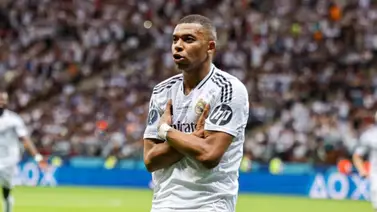 Kylian Mbappé: Gol y título en su primer partido en el Real Madrid Kylian Mbappé: Gol y título en su primer partido en el Real Madrid