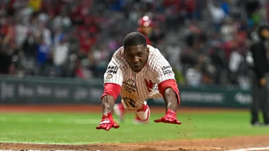 LMB: Mira el insólito jonrón dentro del campo que conectó José Pirela en México (+Video)
