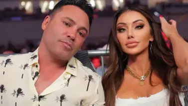 Exboxeador Oscar de la Hoya lo muestra todo en un sensual vídeo al lado de su novia Exboxeador Oscar de la Hoya lo muestra todo en un sensual vídeo al lado de su novia