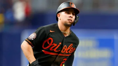 MLB: Así fue el cuadrangular del infielder méxicano Ramón Urias ante Nueva York