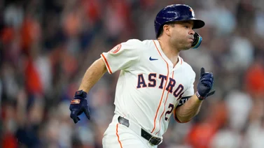 MLB: José Altuve alcanza redonda cifra de hits y persigue a Luis Arráez (+Video)