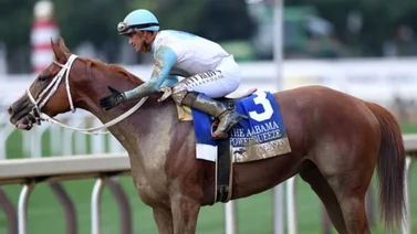 Javier Castellano empata récord en importante stakes Grado 1