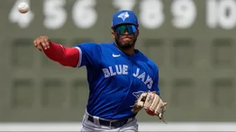 MLB: Panameño Leo Jiménez jonroneó en victoria de Toronto ante Cincinnati