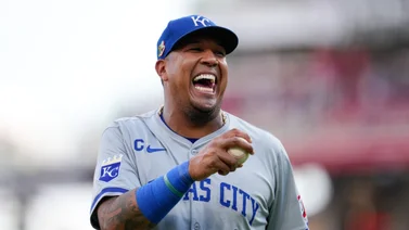 MLB: Salvador Pérez a tiro de las 900 remolcadas y busca unirse a selecto grupo de receptores (+Video)