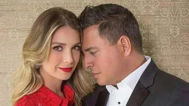 ¡Sabroso! Esposa de Daniel Sarcos deslumbra con pequeño bikini en la playa (+Imagen)