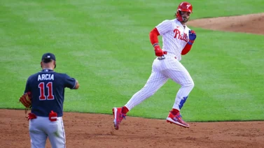MLB: Bryce Harper responde a la mirada de Orlando Arcia (+video)