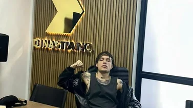 Versalle firma con MBS Music y Dinastía Inc. para llevar su música a otro nivel