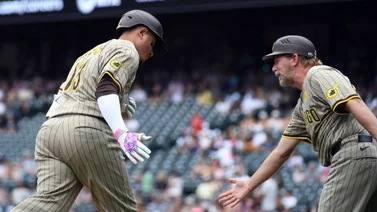 MLB: Manny Machado aventaja a los Padres con este estacazo (+Video)
