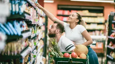 Vives en España y no tienes pareja, entonces ve a este supermercado y saldrás con una Vives en España y no tienes pareja, entonces ve a este supermercado y saldrás con una