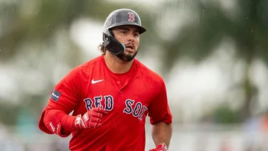 MLB: Wilyer Abreu demostró su tremendo brazelete para sacar el out en el home (+Video)