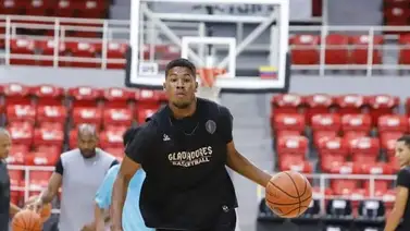 SPB: Héctor Ruiz, joven jugador de Gladiadores de Anzoátegui, sufrió accidente de tránsito SPB: Héctor Ruiz, joven jugador de Gladiadores de Anzoátegui, sufrió accidente de tránsito