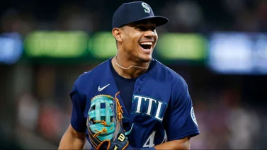 MLB: Mira el enorme cuadrangular que pega Julio Rodríguez ante Tampa Bay