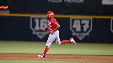 LMB: José Pirela entra en la historia del beisbol mexicano con tres jonrones (+video)