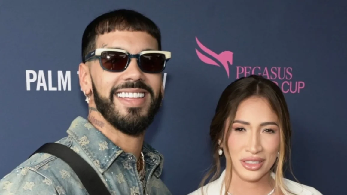 Así presumen Anuel AA y Laury Saavedra el crecimiento de su bebita (+Imágenes)