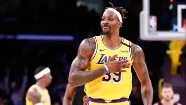 NBA: ¡Superman está de regreso! Dwight Howard destruye a esta figura de la liga NBA: ¡Superman está de regreso! Dwight Howard destruye a esta figura de la liga