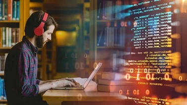 Movistar ofrece formación gratuita en programación: Estos son los cursos disponibles