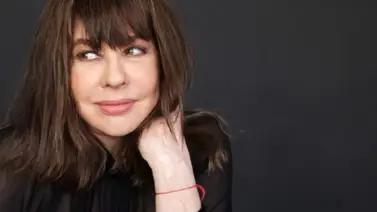 Mimí Lazo se tongonea por las calles como modelo ¡Mírala!  Mimí Lazo se tongonea por las calles como modelo ¡Mírala!