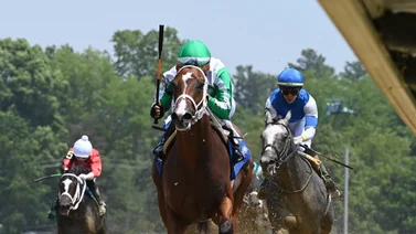 Emisael Jaramillo se mantiene invicto con Jorge Delgado y ganan el Adirondack Stakes en Saratoga