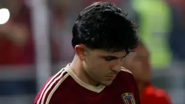 ¡Se aleja del AC Milan! Este jugador le gana la carrera a Jon Aramburu ¡Se aleja del AC Milan! Este jugador le gana la carrera a Jon Aramburu