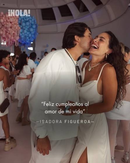 Hija de Chayanne presume su romance con cantante venezolano (+Imágenes) 