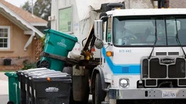 Fin de la recolección gratuita: San Diego introduce tarifas para el servicio de basura