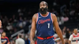 NBA: ¿Ironía? Esta leyenda se queda por debajo de James Harden en ganancias a pesar de sus 7 anillos