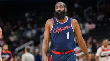 NBA: ¿Ironía? Esta leyenda se queda por debajo de James Harden en ganancias a pesar de sus 7 anillos NBA: ¿Ironía? Esta leyenda se queda por debajo de James Harden en ganancias a pesar de sus 7 anillos
